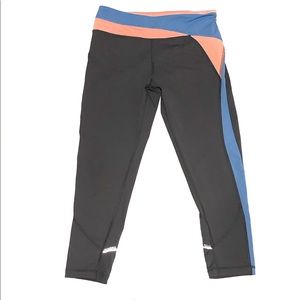 Ivivva Hyper Track Crop Leggings